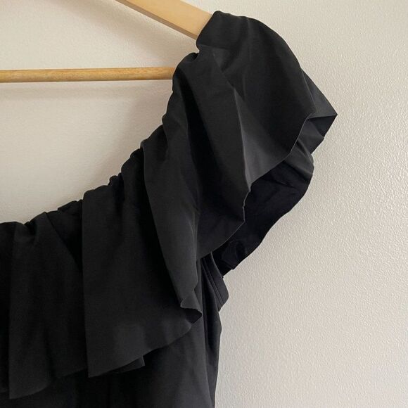 Kona Sol Swimsuit Off The Shoulder Ruffled One Piece Black Plus 20W - Picture 5 of 11